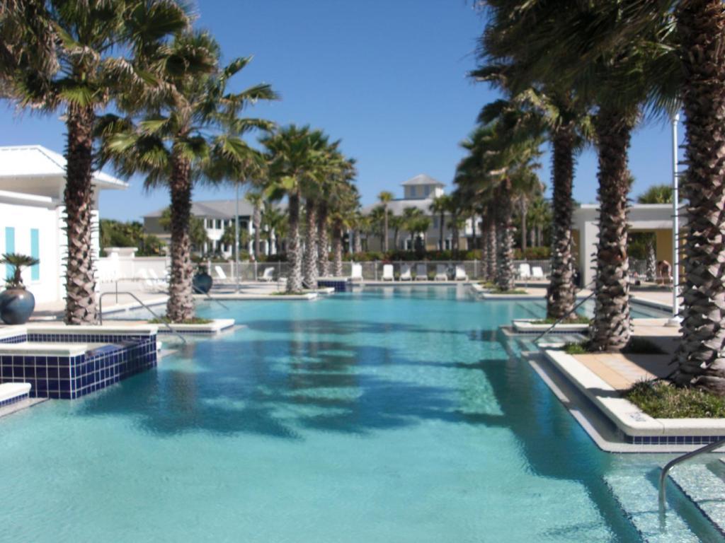 Carillon Beach Resort Inn Rosemary Beach Exterior photo