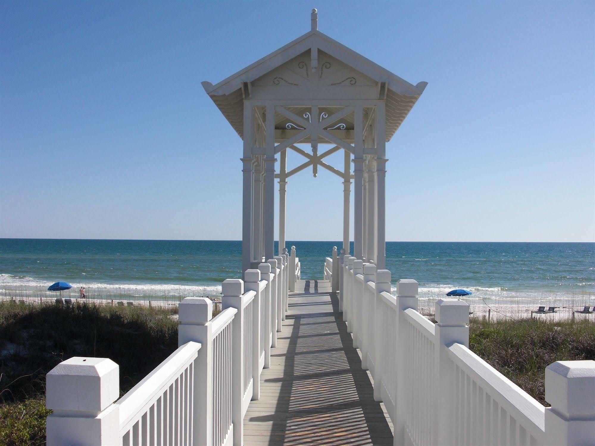 Carillon Beach Resort Inn Panama City Beach Exterior photo