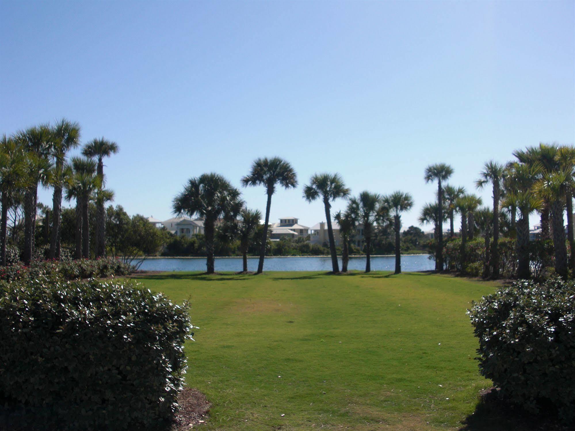 Carillon Beach Resort Inn Panama City Beach Exterior photo