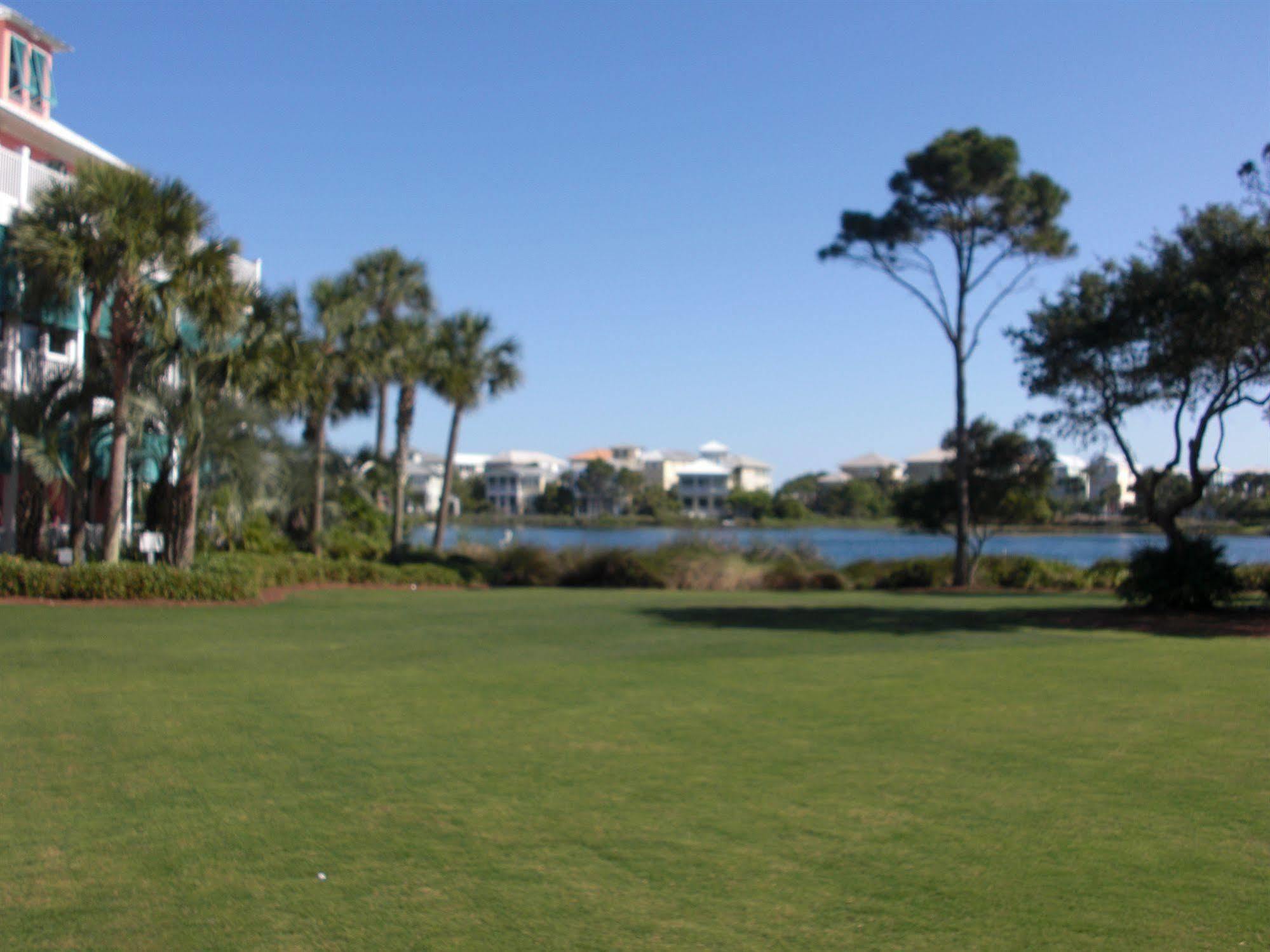 Carillon Beach Resort Inn Panama City Beach Exterior photo